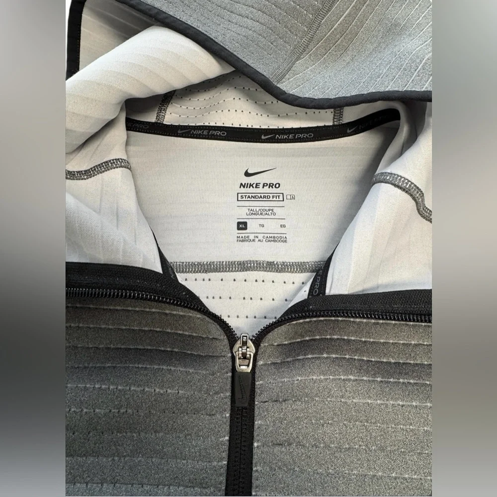 Nike Pro Full-Zip Training Hoodie Gray CZ2200-011 Size XL Tall